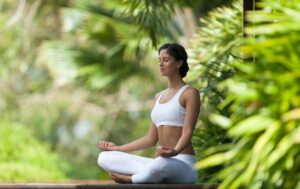 Read more about the article Chi Kung, Tai Chi, Yoga: Πώς Συνδυάζονται σε ένα Μάθημα Ενεργειακής Γυμναστικής